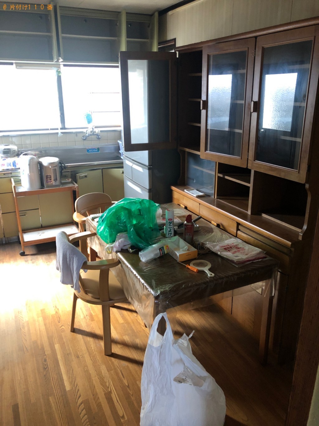 【下松市】ソファー、テーブル、食器棚、ダイニングテーブル等の回収